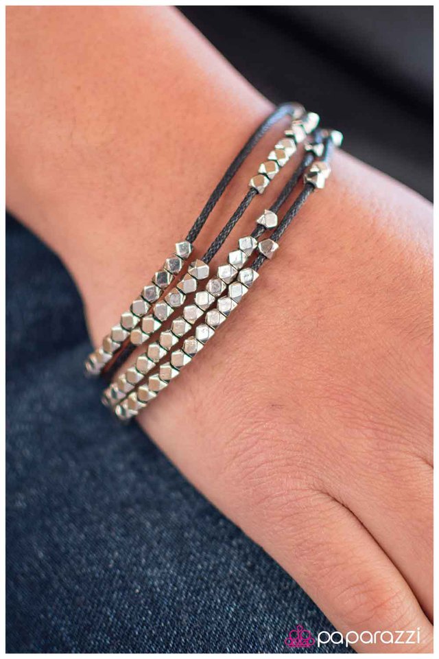 rebel-diamonds-p9da-bksv-002xx