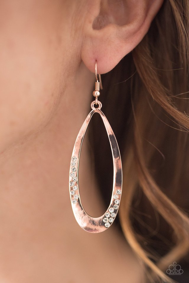 Paparazzi ♥ Sparkling Since Birth - Rose Gold ♥ Earrings
