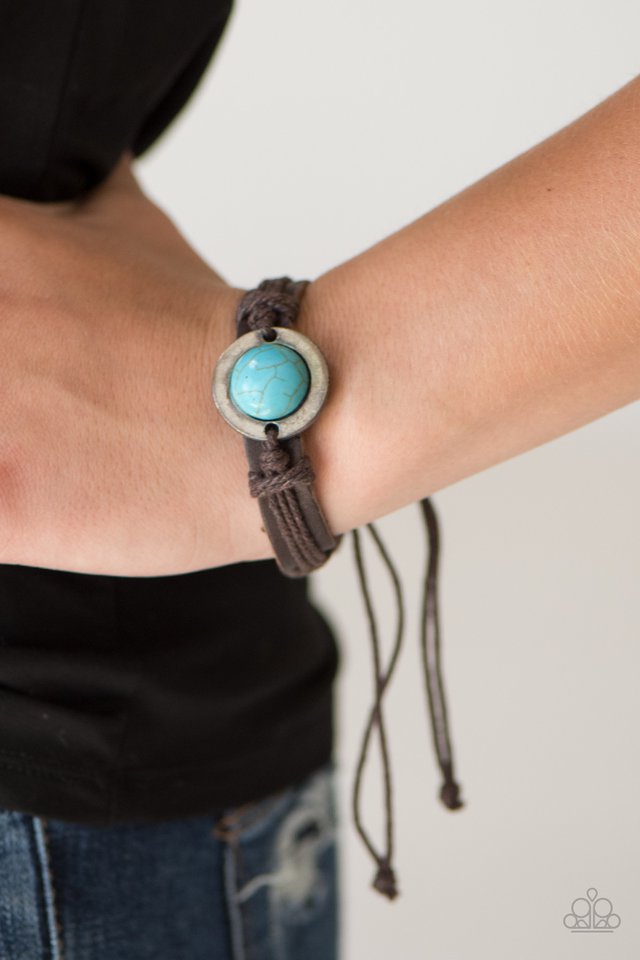 Paparazzi ♥ Hit The LANDMARK - Blue ♥ Bracelet