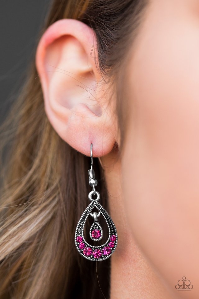 Paparazzi ♥ Downtown Princess - Pink ♥ Earrings