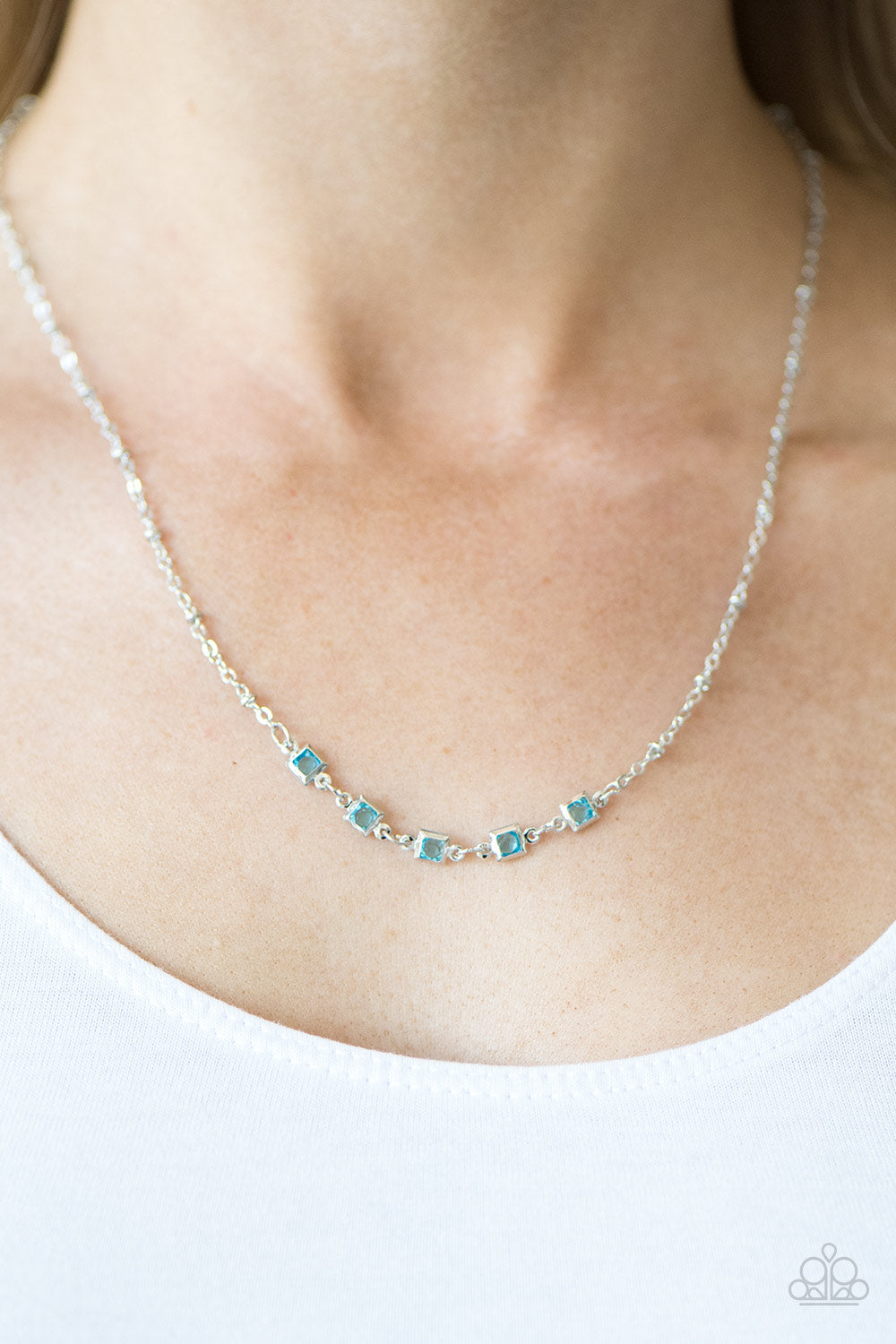 Paparazzi ♥ GLEAM World - Blue ♥  Necklace