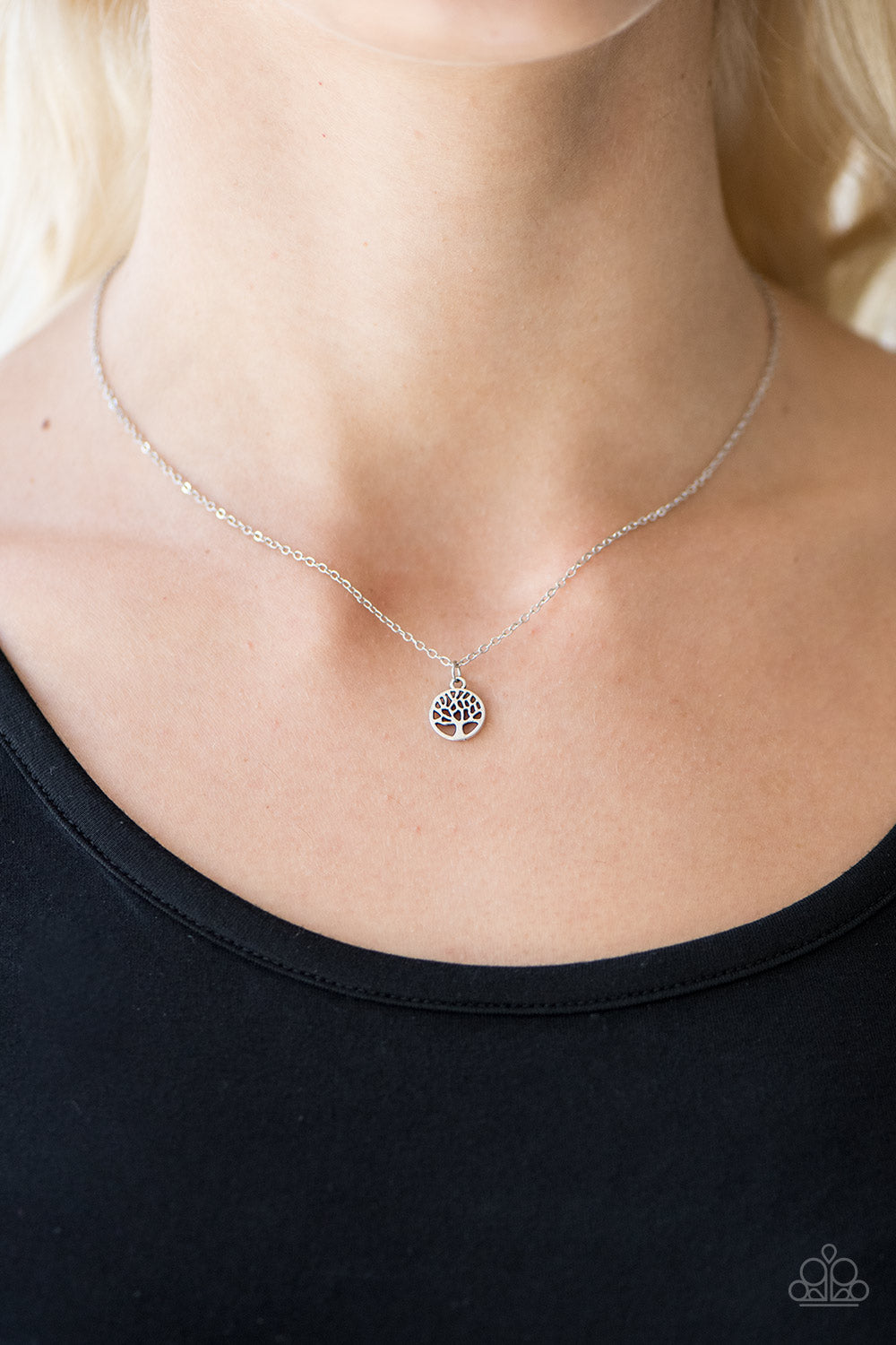 Paparazzi ♥ Plant Your Roots - Silver ♥  Necklace