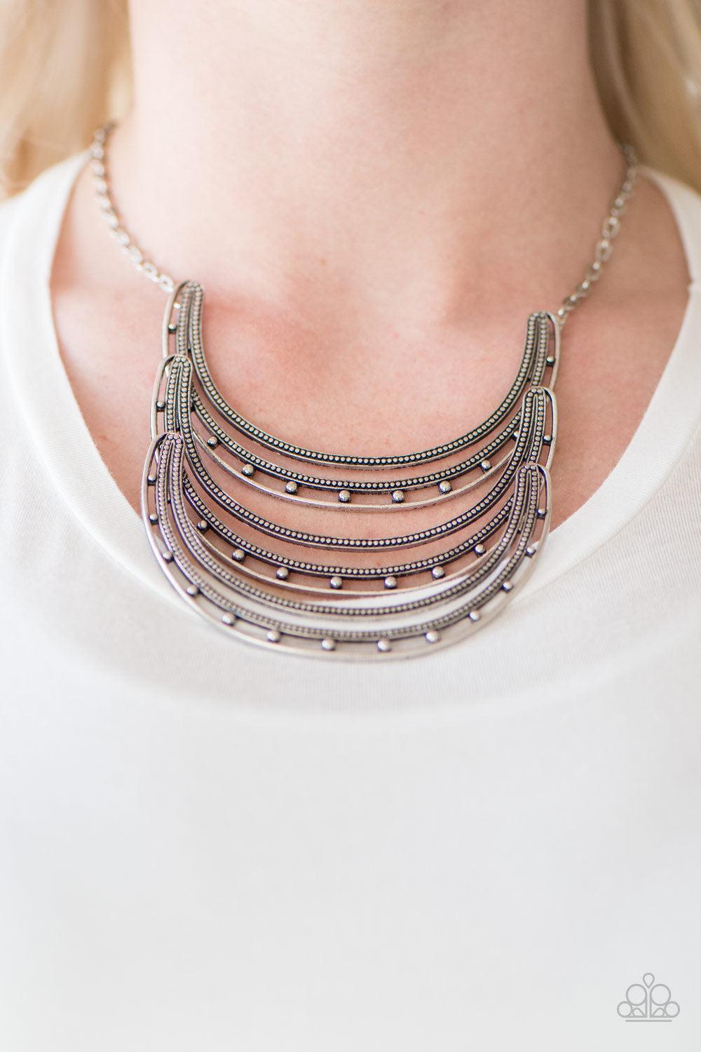 Paparazzi ♥ One Horse Race - Silver ♥  Necklace