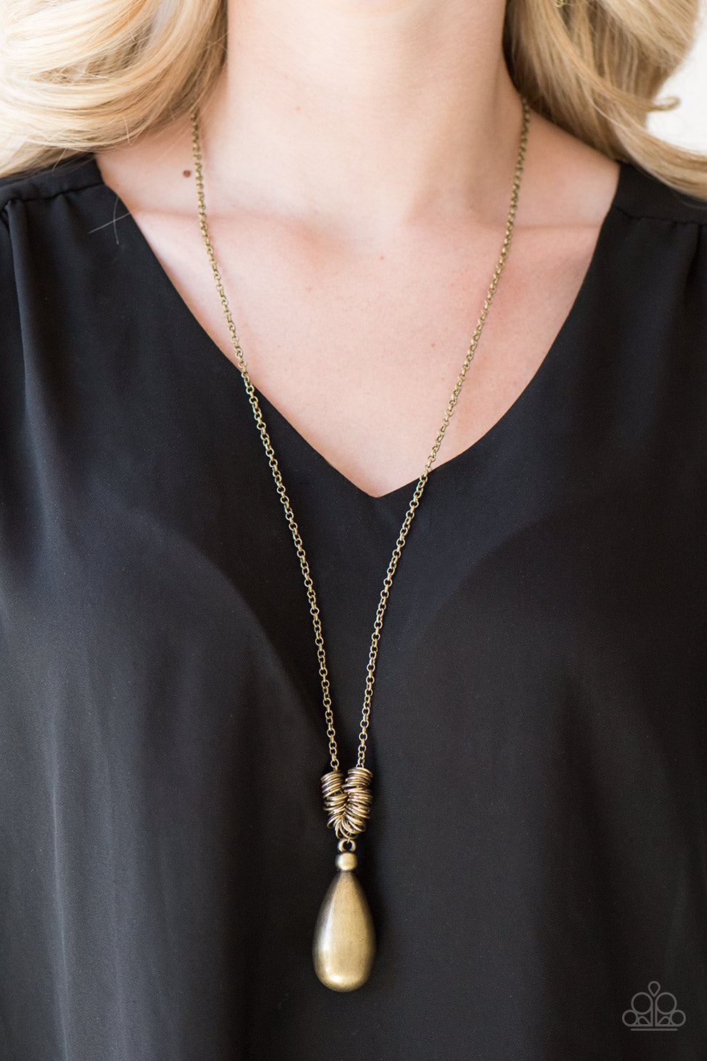 Paparazzi ♥ Just A Drop - Brass ♥  Necklace