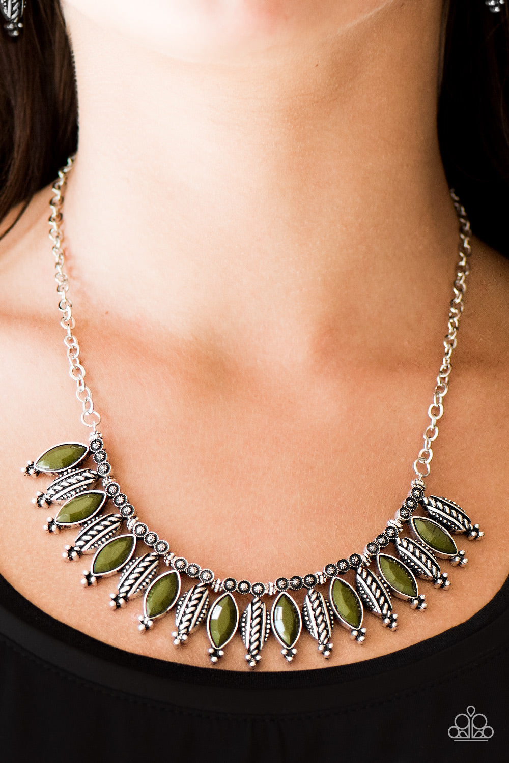 Paparazzi ♥ Jungle Jamboree - Green ♥  Necklace