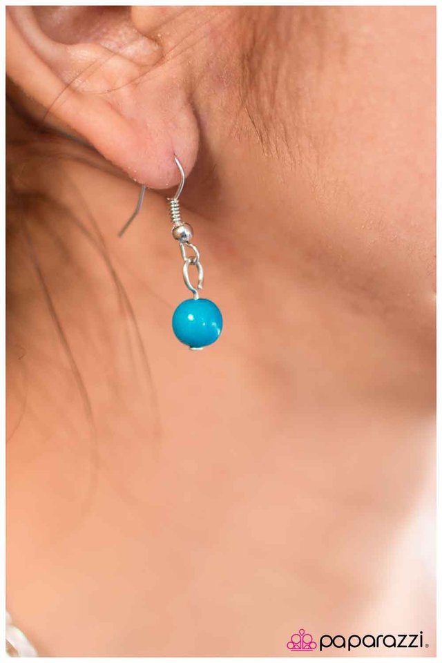 Paparazzi ♥ Draped in Radiance - Blue ♥ Necklace