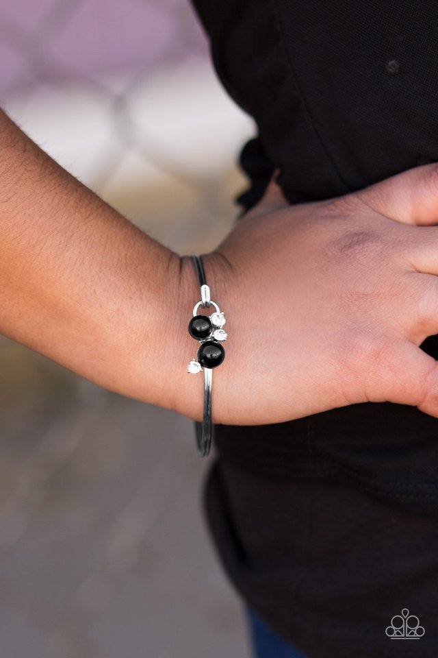 Paparazzi ♥ Money Mindset - Black ♥ Bracelet