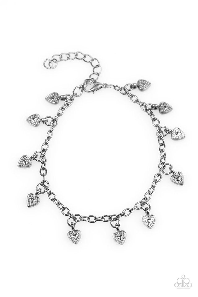 closer-to-the-heart-black-p9wh-bkxx-124xx