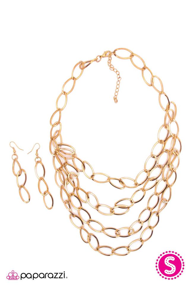 Paparazzi ♥ For the Applause - Gold ♥ Necklace