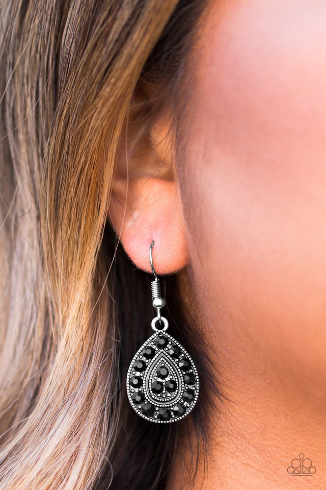 Paparazzi ♥ Storming Shimmer - Black ♥ Earrings