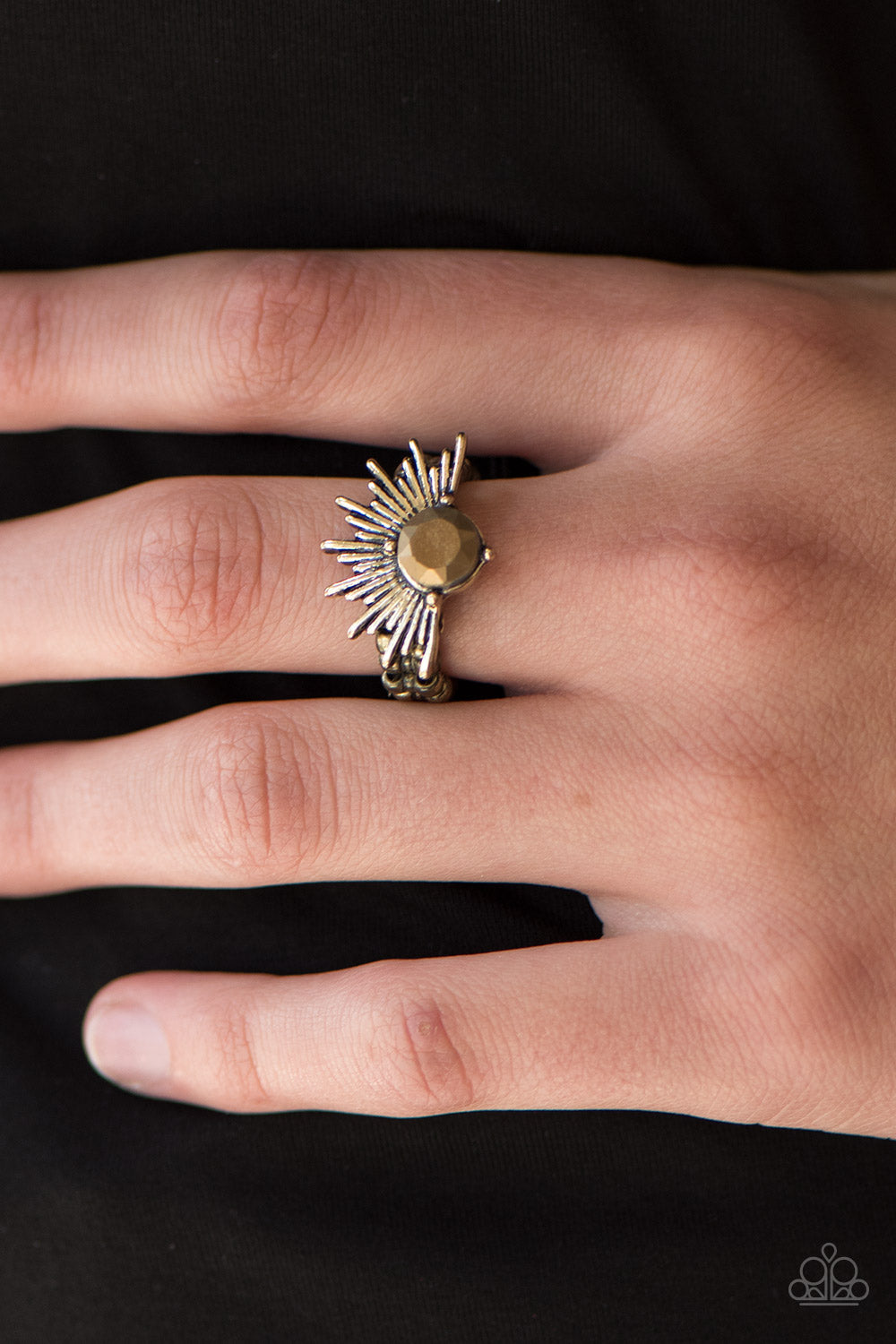 Paparazzi ♥ Electric Eclipse - Brass ♥  Ring