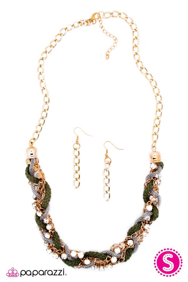 Paparazzi ♥ Braided Treasure - Green ♥ Necklace