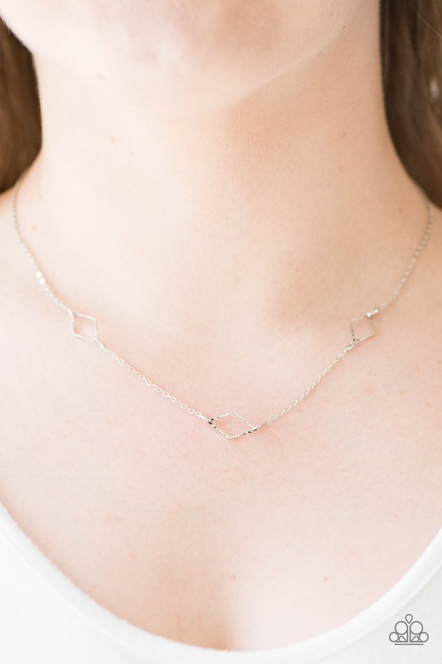 Paparazzi ♥ Dangerously Dainty - Silver ♥ Necklace