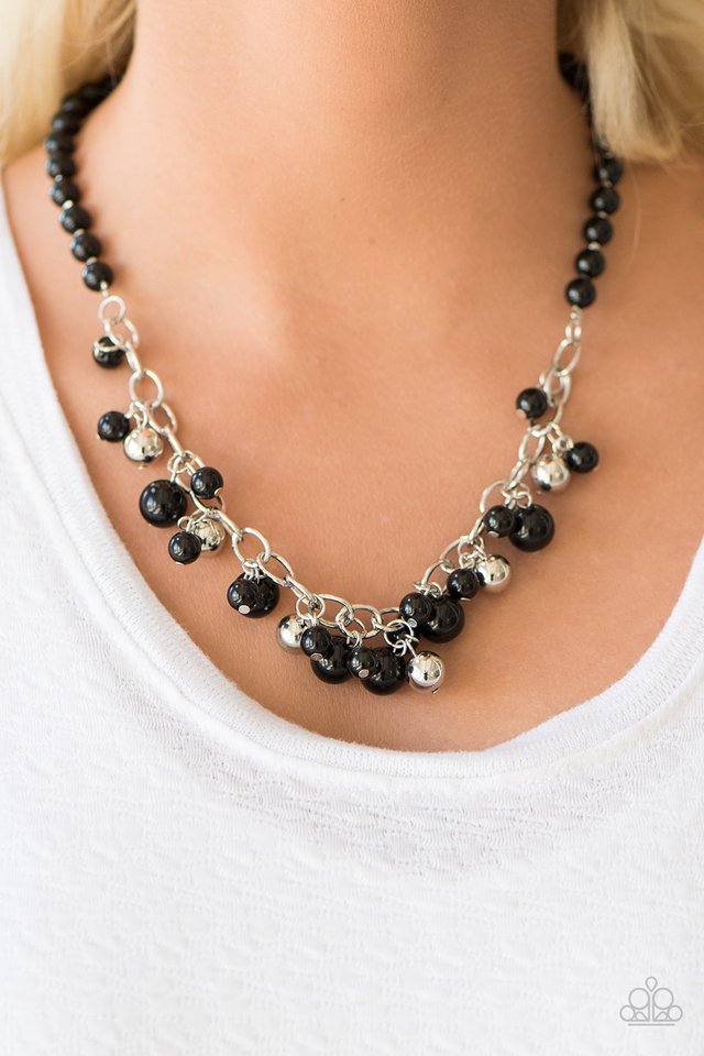 Paparazzi ♥ Classically Celebrity - Black ♥ Necklace