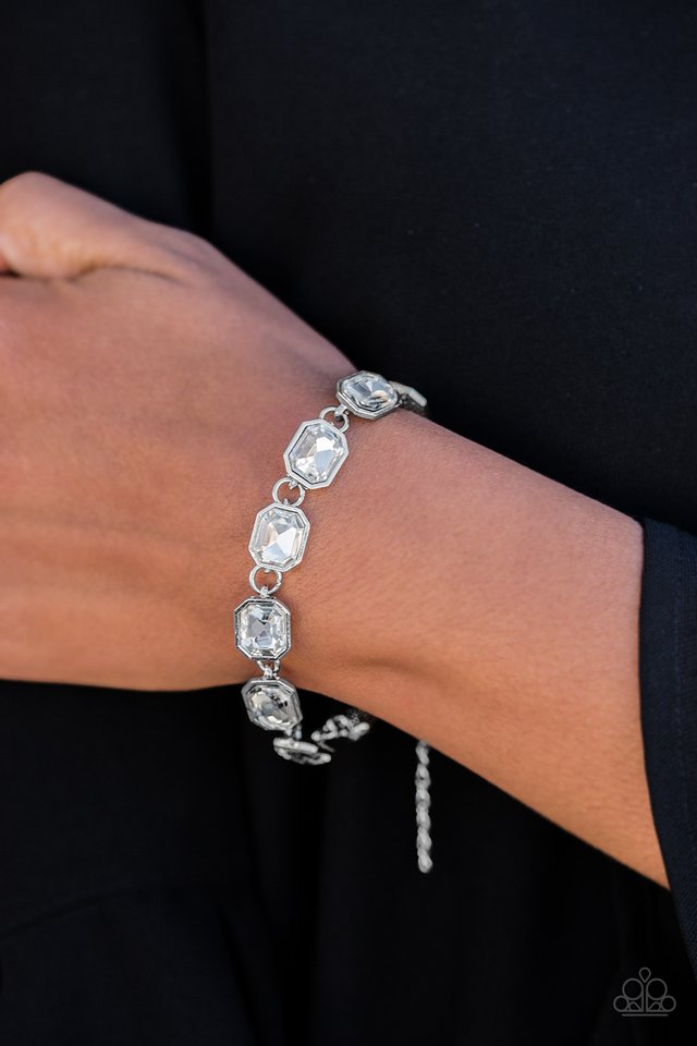 Paparazzi ♥ Deluxe Sparkle - White ♥ Bracelet