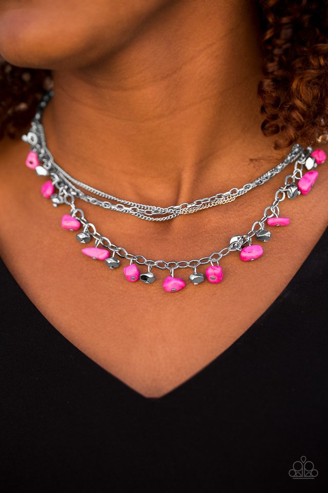 Paparazzi ♥ Canyon Escape - Pink ♥ Necklace