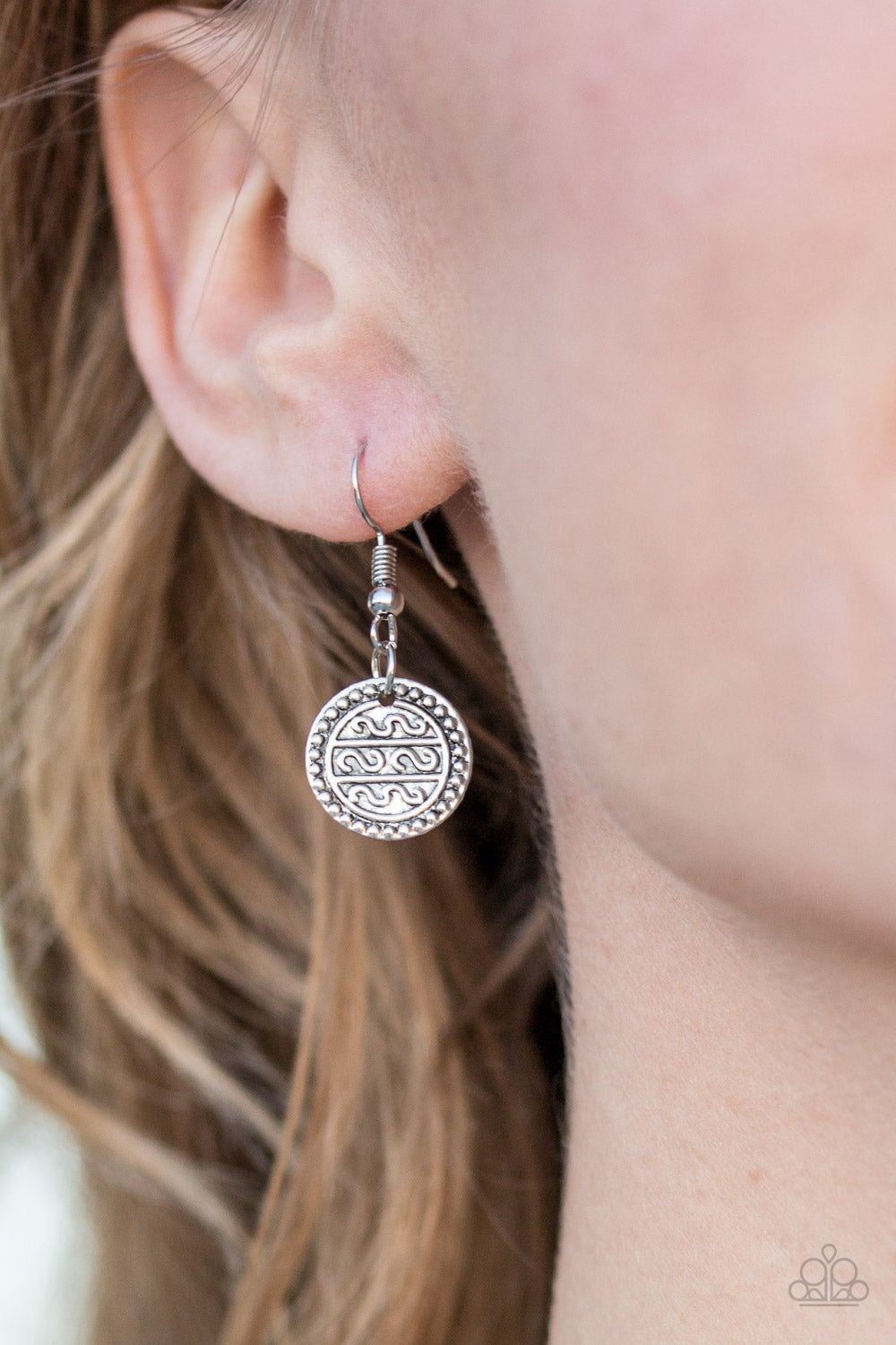 Paparazzi ♥ I Am EMPRESS-ed - Yellow ♥  Necklace