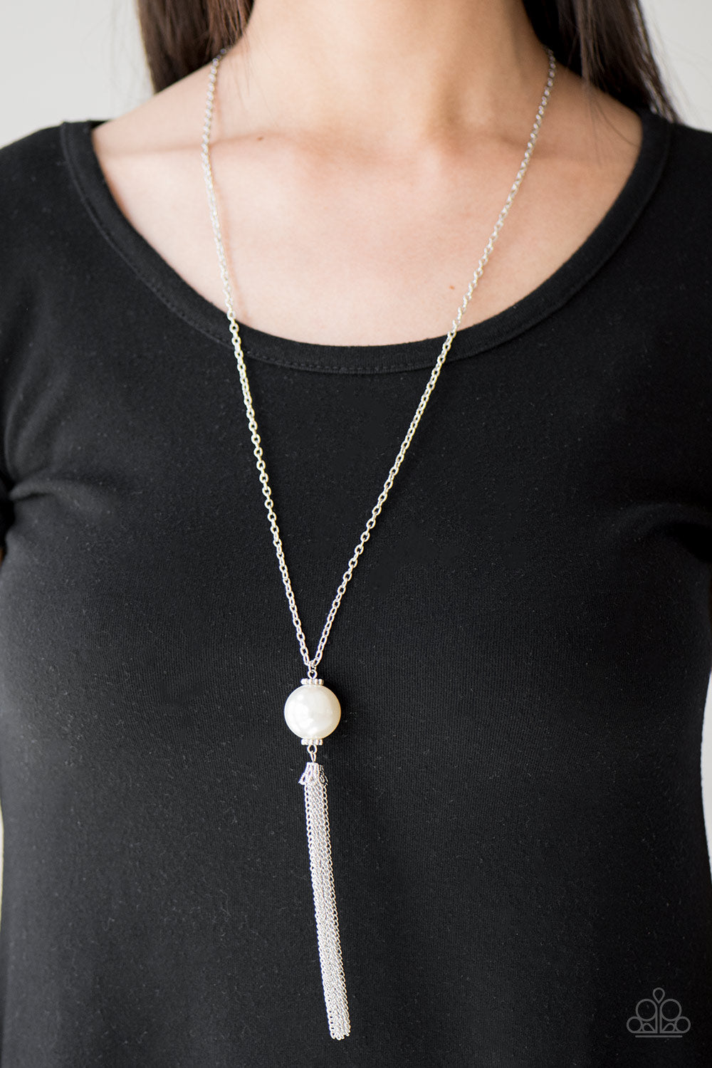 Paparazzi ♥ Be A Boss - White ♥  Necklace