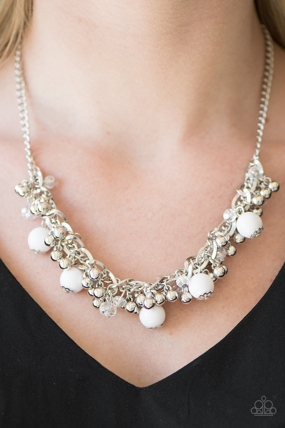 Paparazzi ♥ A Pop Of Posh - White ♥  Necklace
