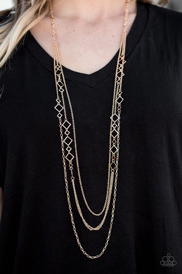 Paparazzi ♥ Hey, Hotshot! - Gold ♥ Necklace