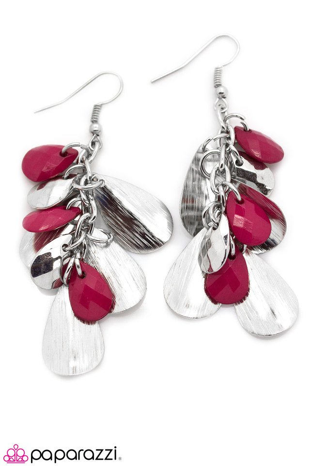 Paparazzi ♥ Sounds of Sophistication- Pink ♥ Earrings