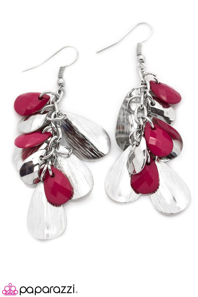 Paparazzi ♥ Sounds of Sophistication - Pink ♥ Earrings