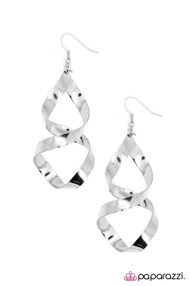 Paparazzi ♥ Curly Sue - Silver ♥ Earrings