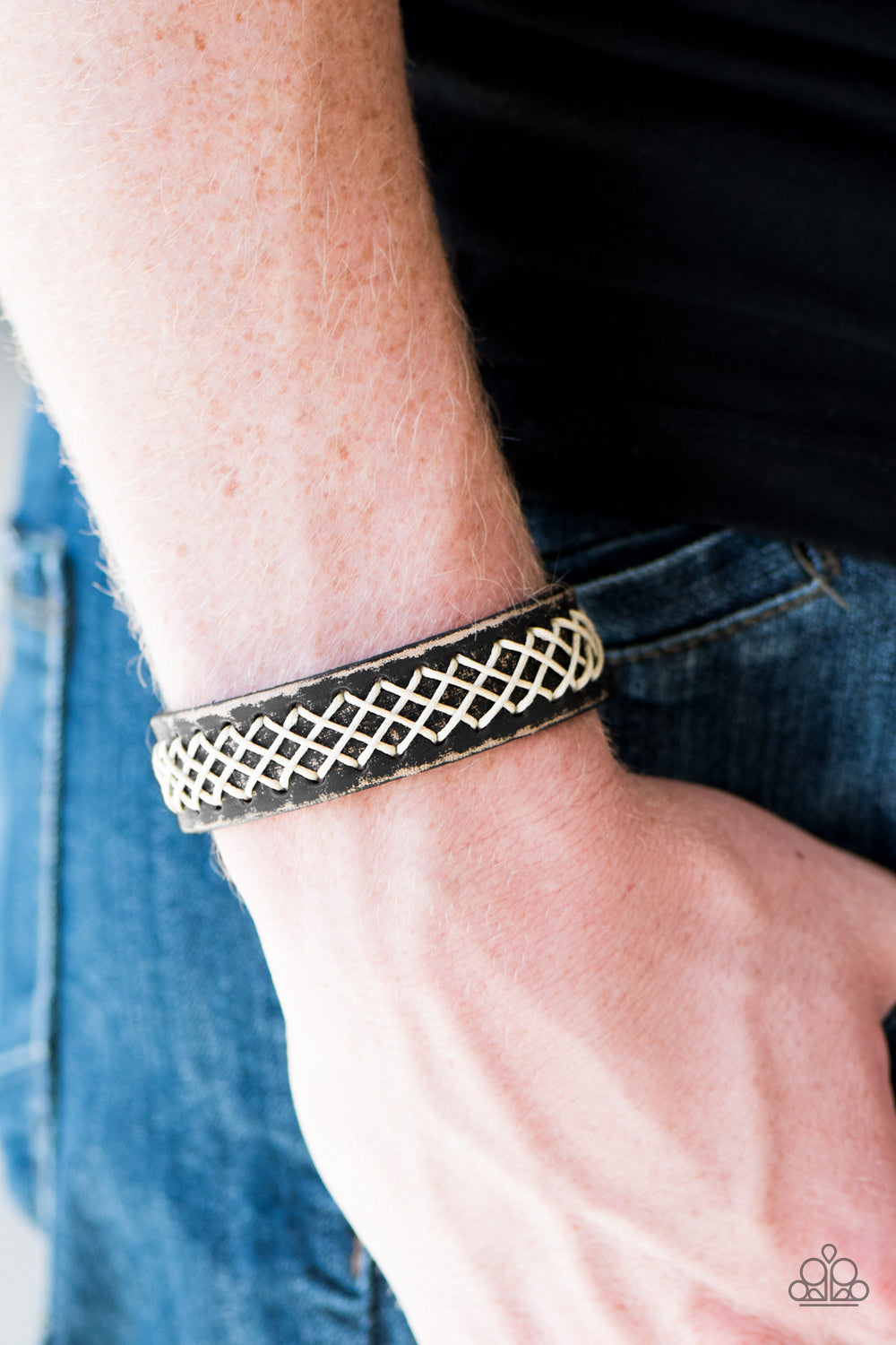 Paparazzi ♥ SURFS You Right! - Black ♥  Bracelet