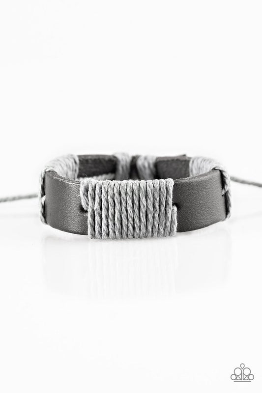 on-the-sidelines-silver-p9ur-svxx-037xx