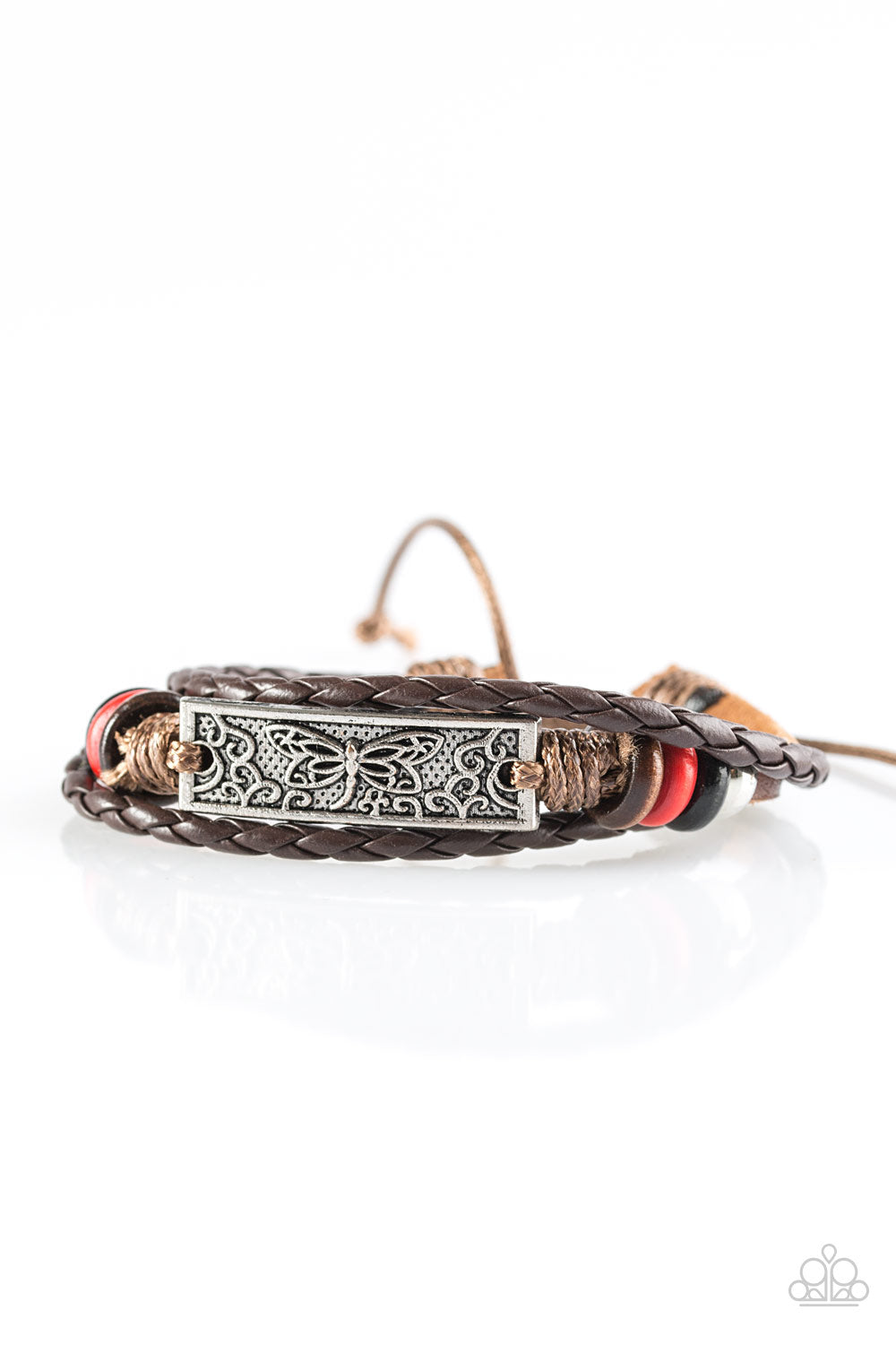 woodland-wonder-red-p9ur-rdxx-039xx