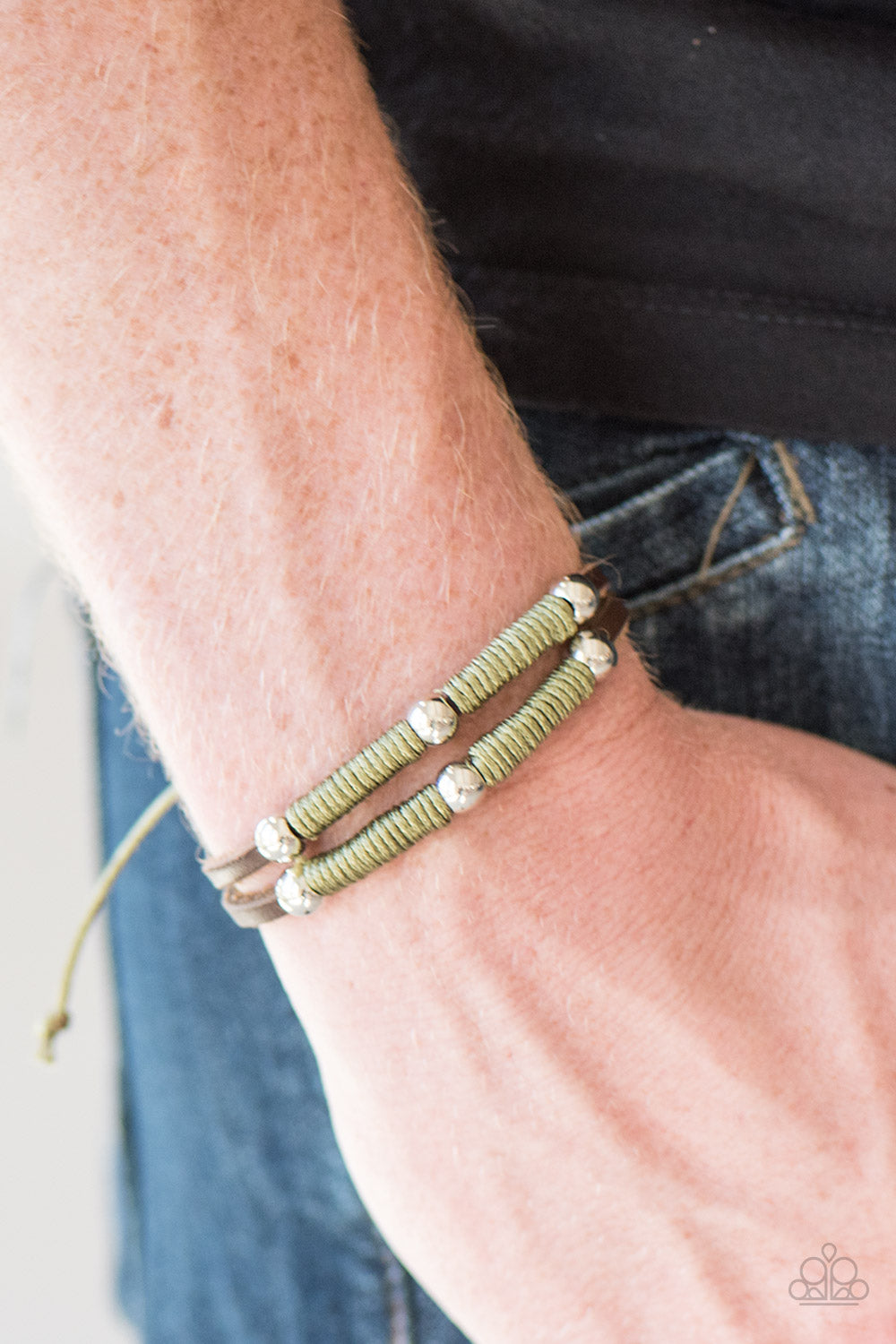 Paparazzi ♥ Tell It HIKE It Is - Green ♥  Bracelet