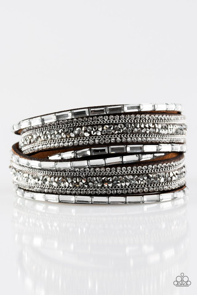 glam-goals-brown-p9di-urbn-040xx