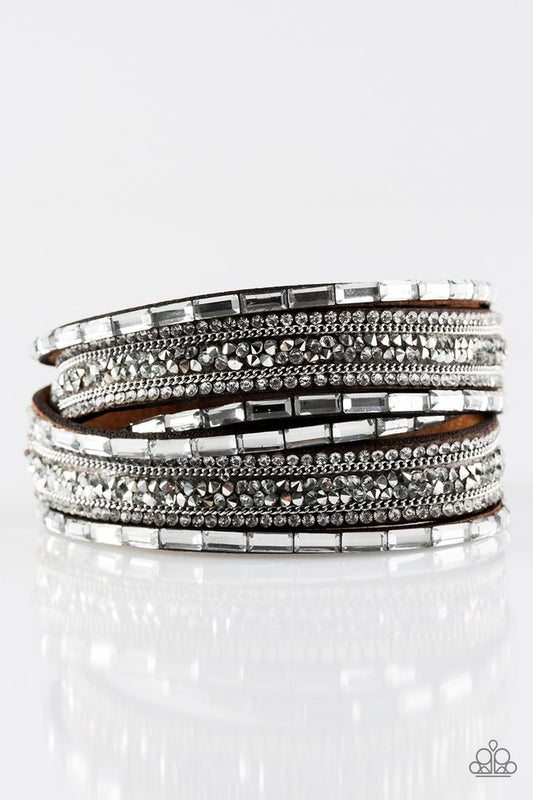 glam-goals-brown-p9di-urbn-040xx