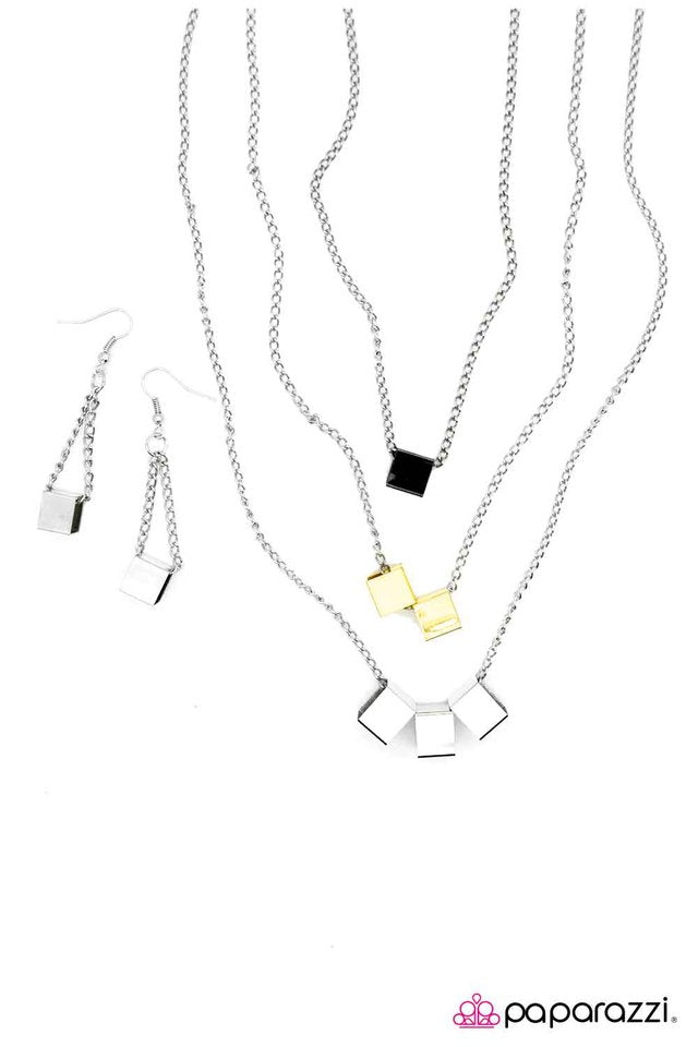 Paparazzi ♥ All Squared Away - Silver ♥ Necklace