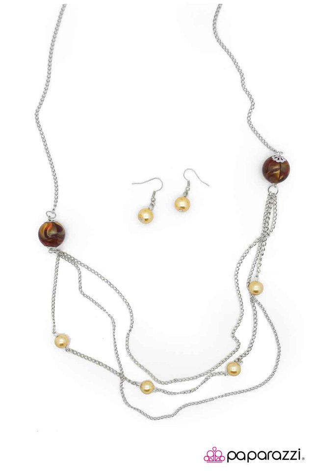 Paparazzi ♥ Warm Me Over - Yellow ♥ Necklace