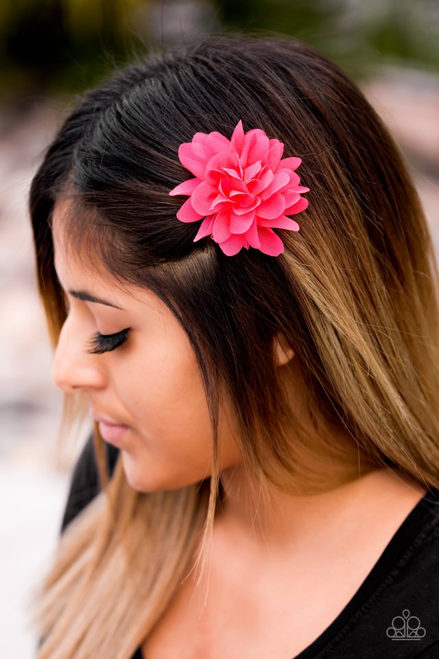 Paparazzi ♥ Pocketful Of POSH - Pink ♥ Hair Clip