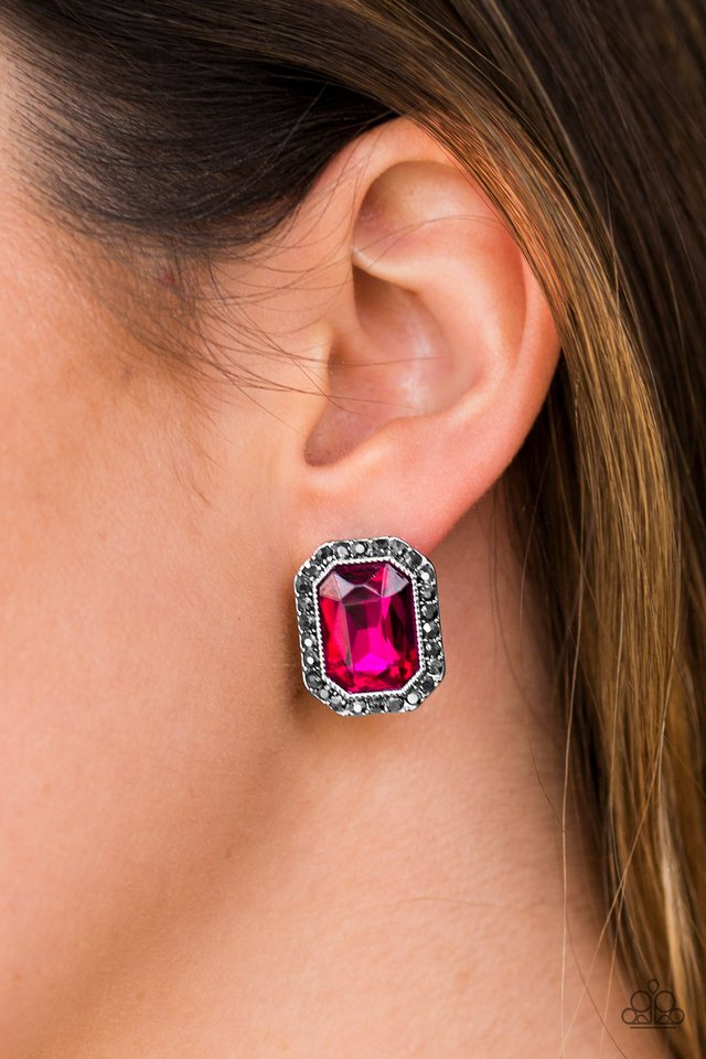 Paparazzi ♥ Strike A POST - Pink Post ♥ Post Earrings