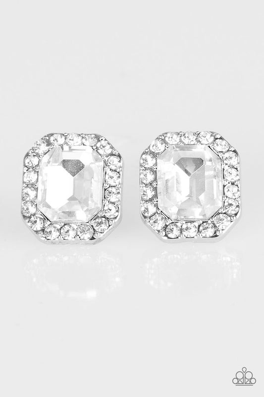 bride-squad-white-post-p5po-wtxx-089xx