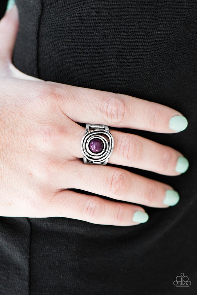 Paparazzi ♥ Out Of Control - Purple ♥ Ring