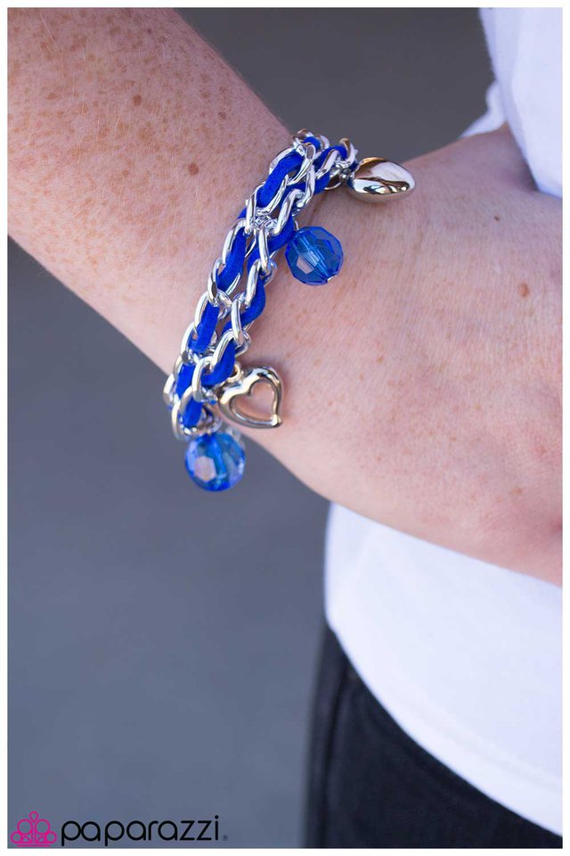 cold-hearted-p9wh-blsv-001hm