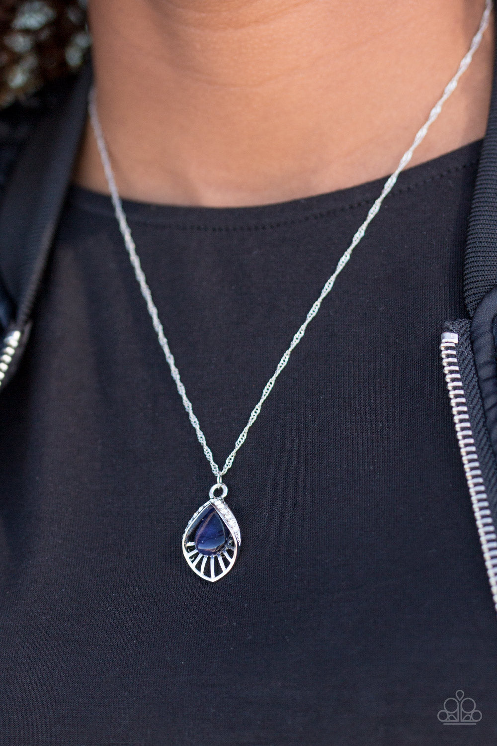 Paparazzi ♥ Cherished Treasure - Blue ♥  Necklace