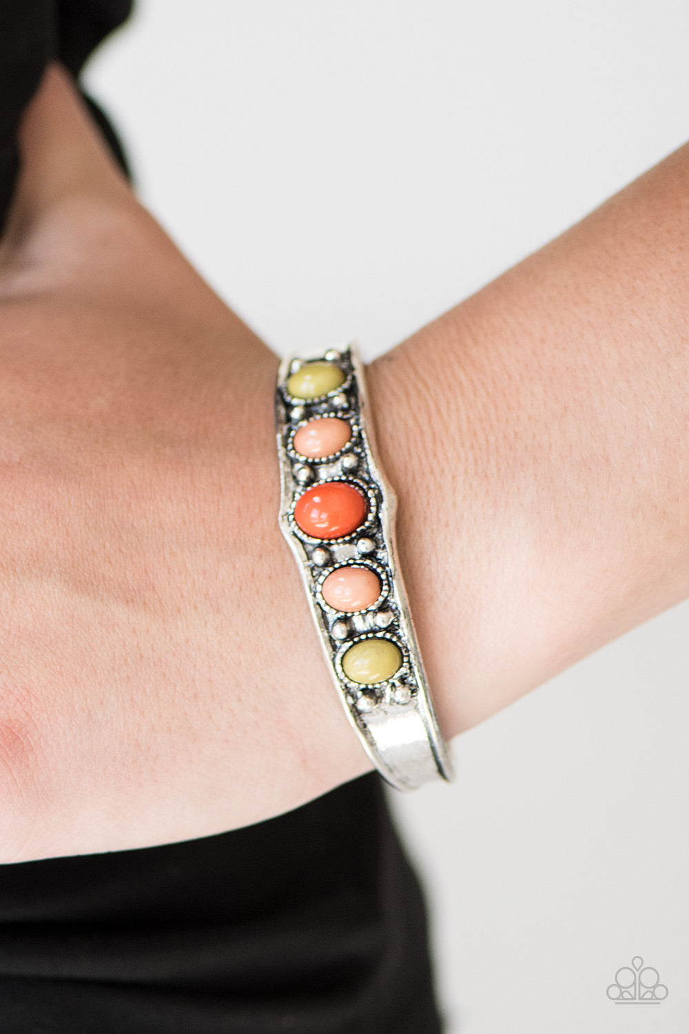 Paparazzi ♥ Highlander - Multi ♥  Bracelet