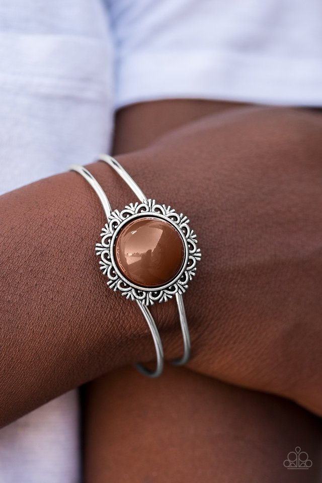 Paparazzi ♥ Shout It Out Loud - Brown ♥ Bracelet