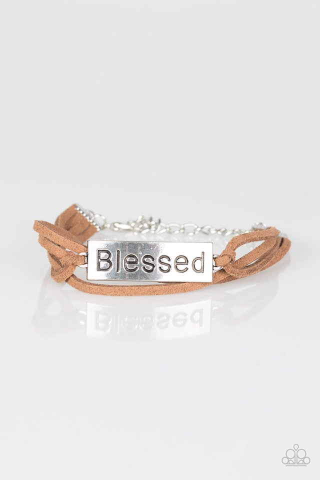 feeling-blessed-brown-p9wd-bnxx-035xx