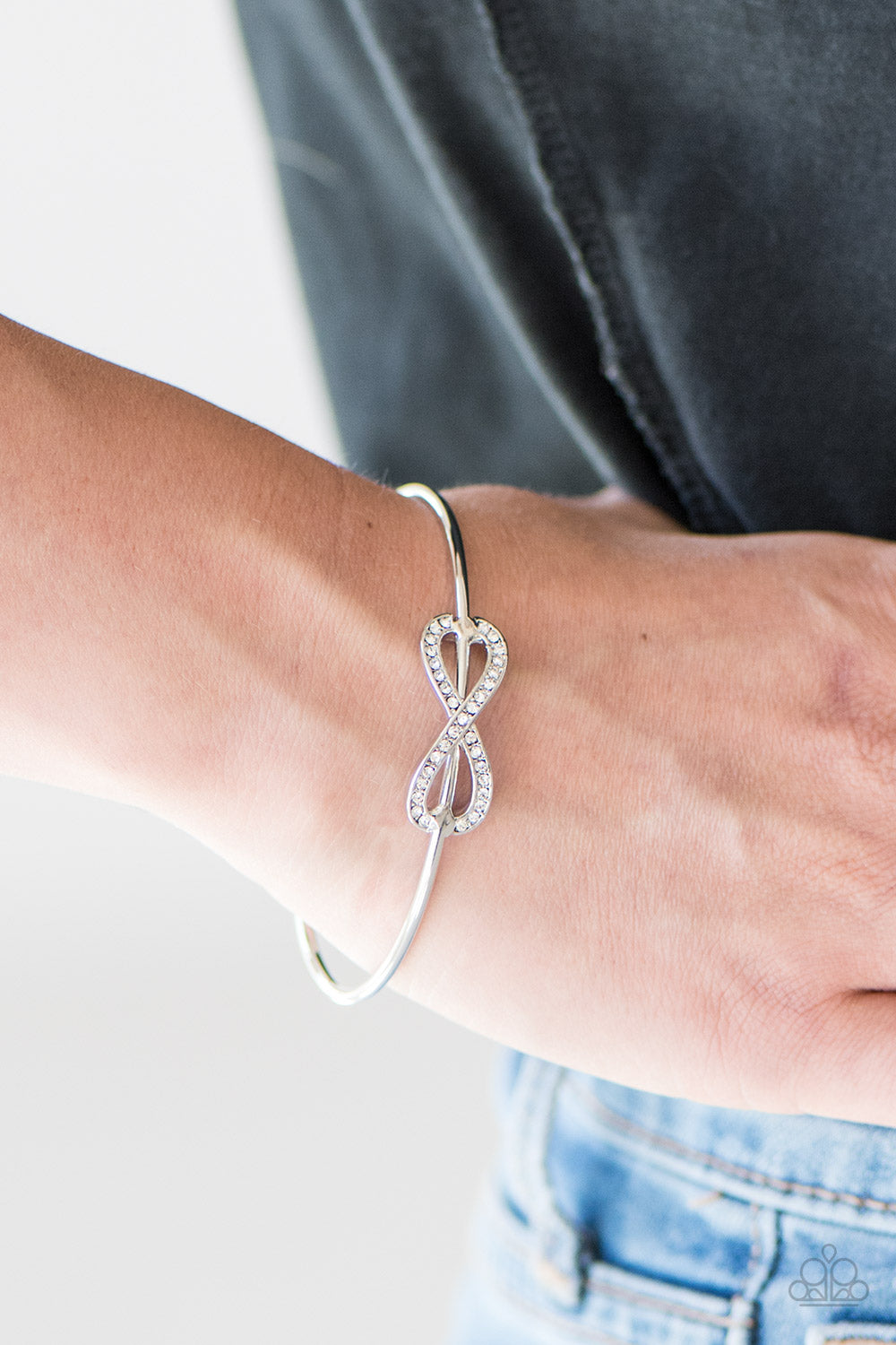 Paparazzi ♥ A Joy Forever - White ♥  Bracelet