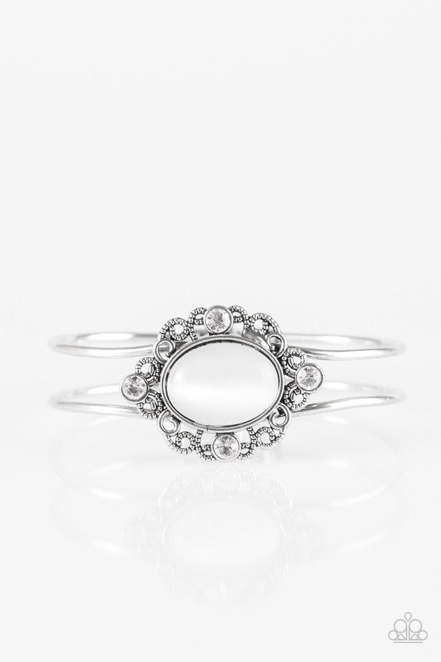 very-victorian-white-p9re-wtxx-165xx