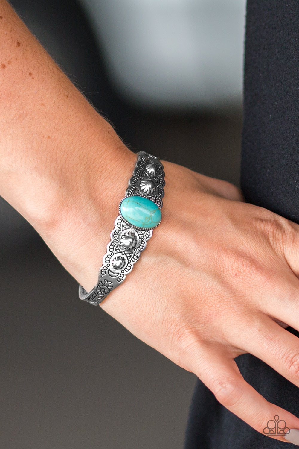 Paparazzi ♥ Desert Escapade - Blue ♥  Bracelet