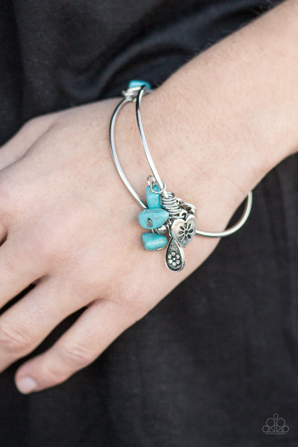 Paparazzi ♥ Bountiful Beauty - Blue ♥  Bracelet