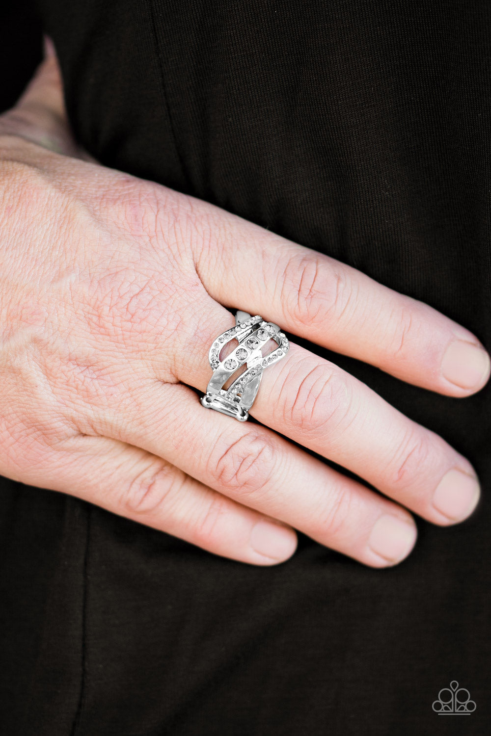 Paparazzi ♥ Flirting With Sparkle - Silver ♥  Ring