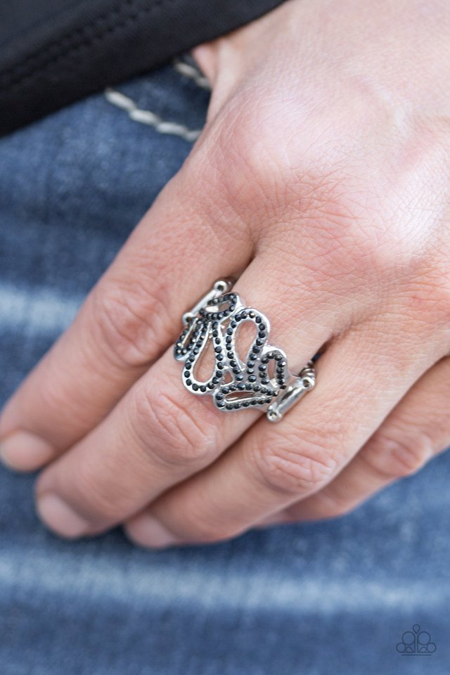 Paparazzi ♥ Dress It Up - Black ♥ Ring